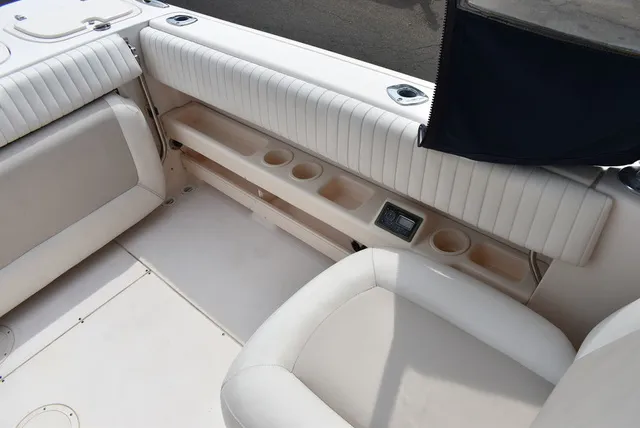Slide: The Image of Grady White 275 Tournament Dual Console 2010 - 34