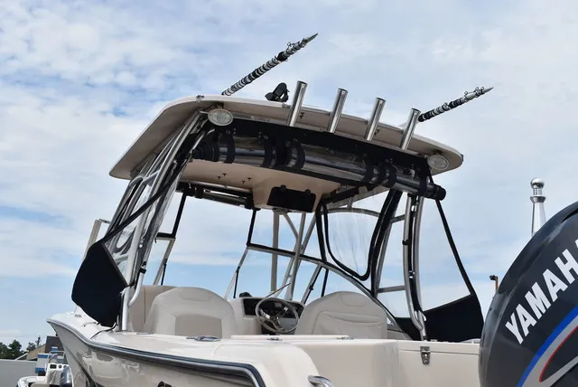 Slide: The Image of Grady White 275 Tournament Dual Console 2010 - 21