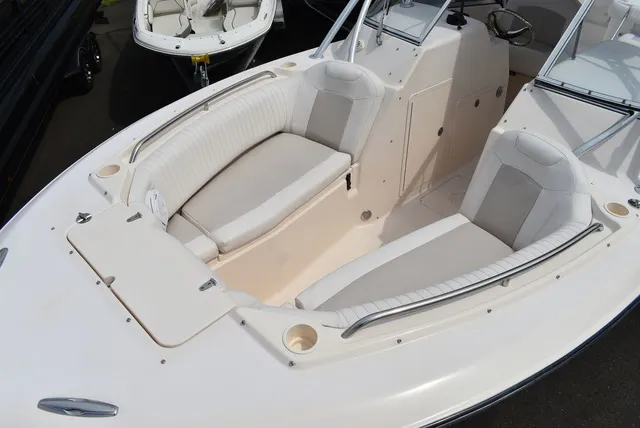 Slide: The Image of Grady White 275 Tournament Dual Console 2010 - 17