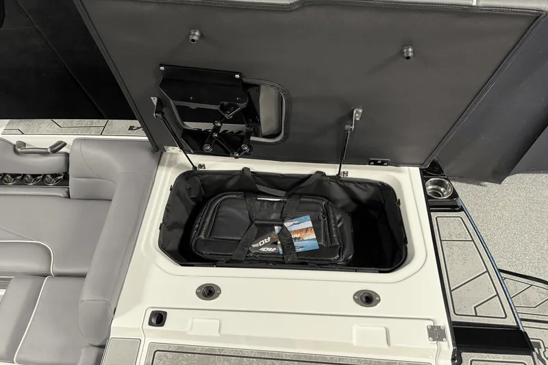 Slide: The Image of Moomba Craz 2025 - 30