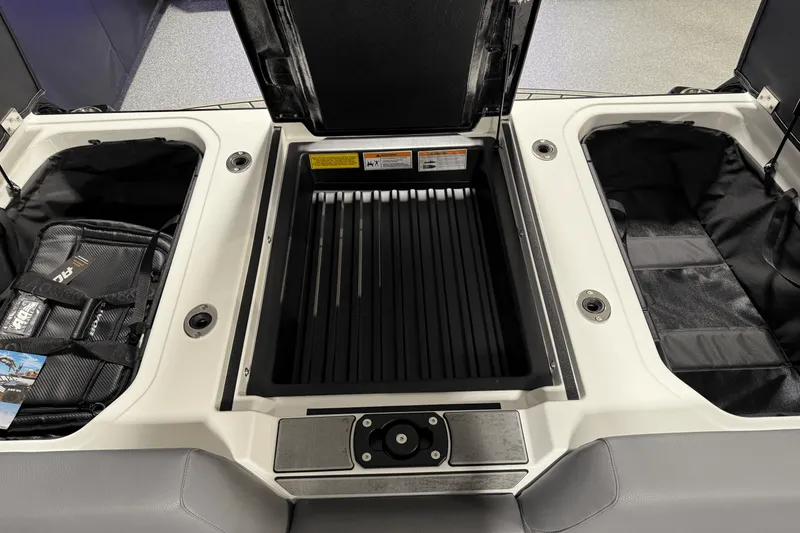 Slide: The Image of Moomba Craz 2025 - 33