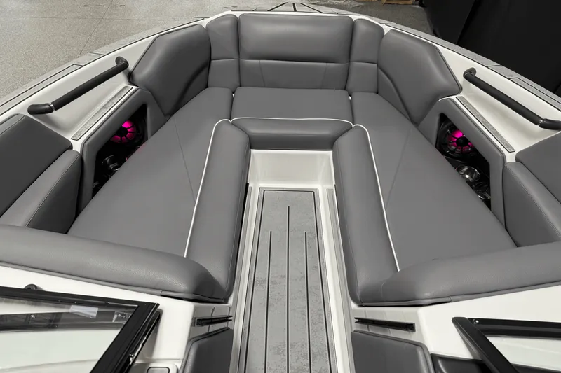 Slide: The Image of Moomba Craz 2025 - 97