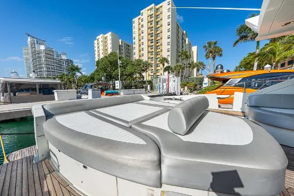 Slide: The Image of Azimut 62S 2007 - 19