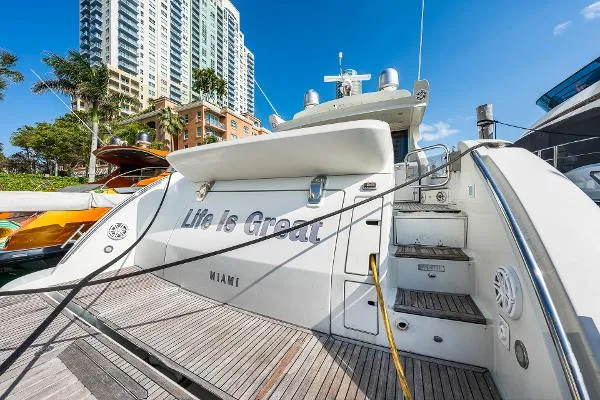 Slide: The Image of Azimut 62S 2007 - 32