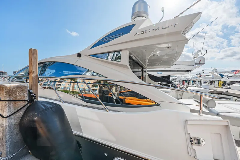 Slide: The Image of Azimut 62S 2007 - 43