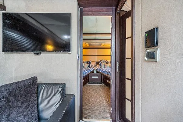 Slide: The Image of Azimut 62S 2007 - 80