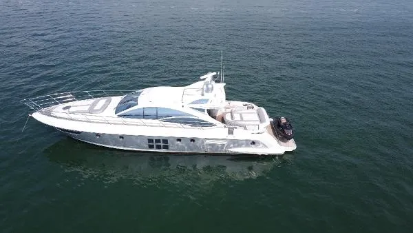 Slide: The Image of Azimut 62S 2007 - 1
