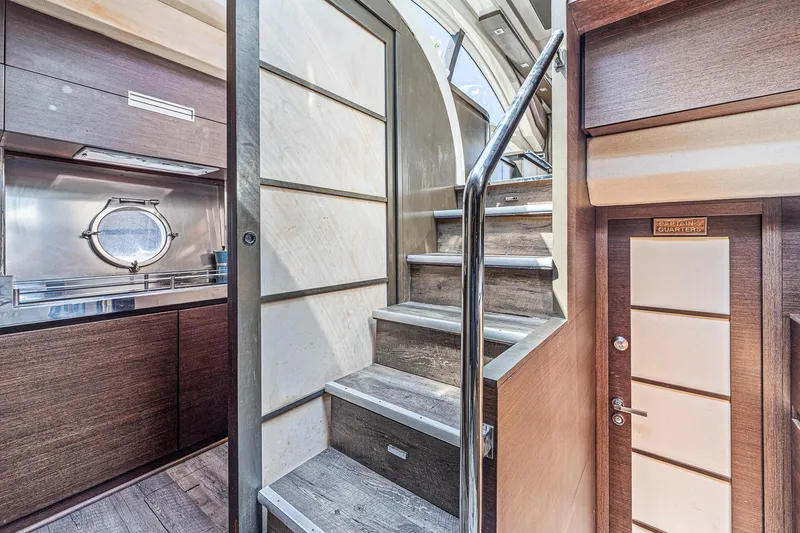 Slide: The Image of Azimut 62S 2007 - 62