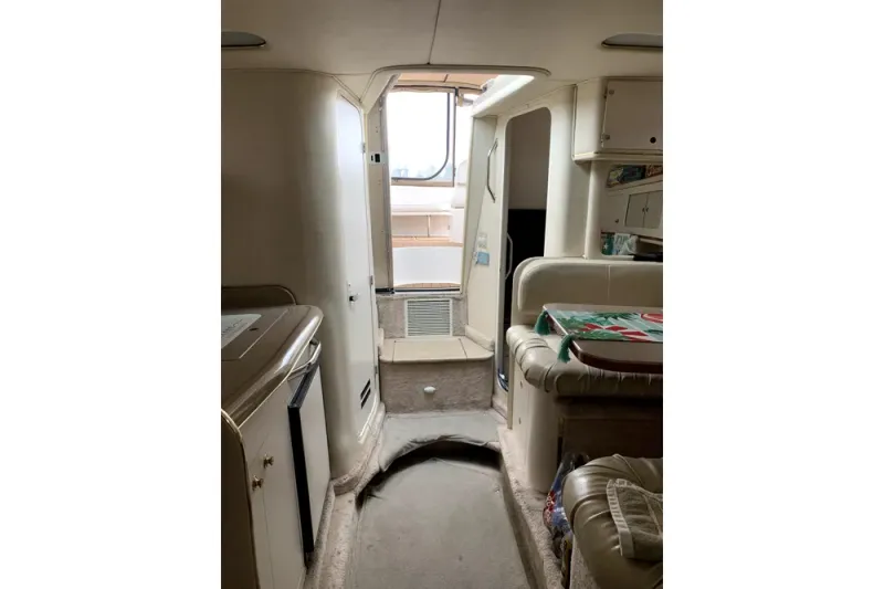 Slide: The Image of Sea Ray 290 Sundancer 2000 - 15