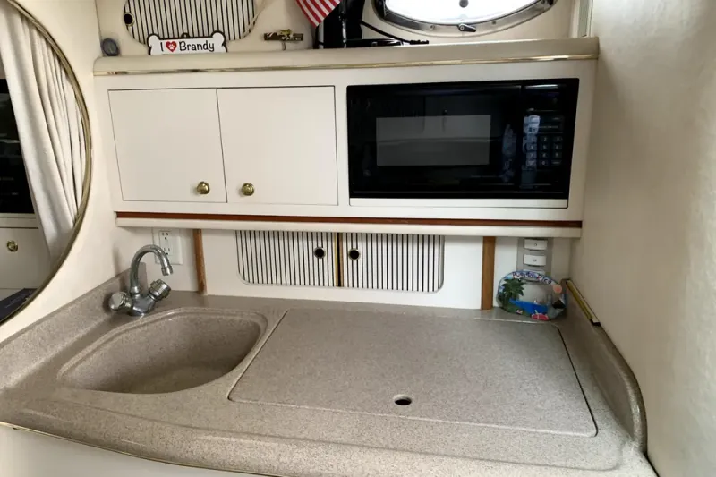 Slide: The Image of Sea Ray 290 Sundancer 2000 - 27