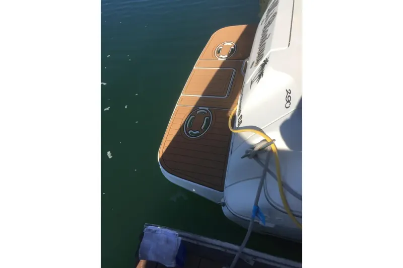 Slide: The Image of Sea Ray 290 Sundancer 2000 - 42