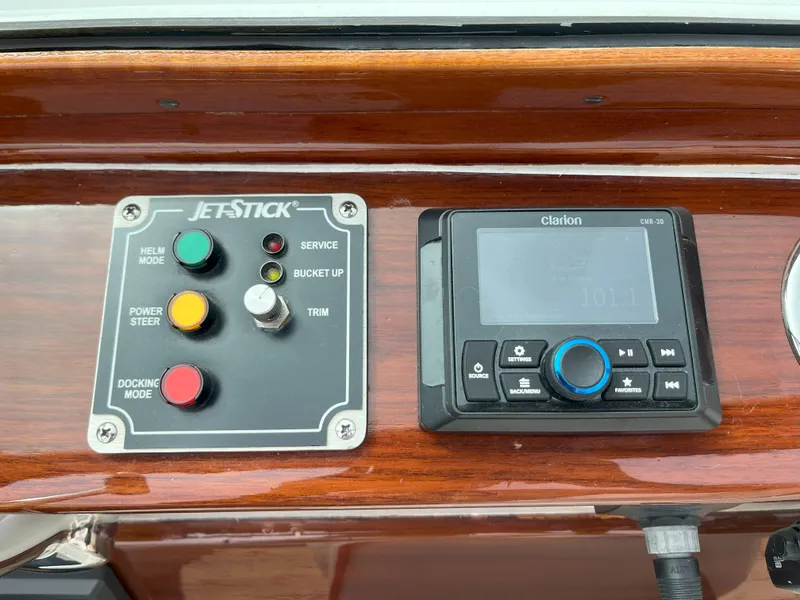 Slide: The Image of Hinckley Yachts Talaria 29R 2007 - 31