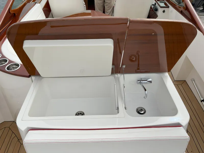 Slide: The Image of Hinckley Yachts Talaria 29R 2007 - 38