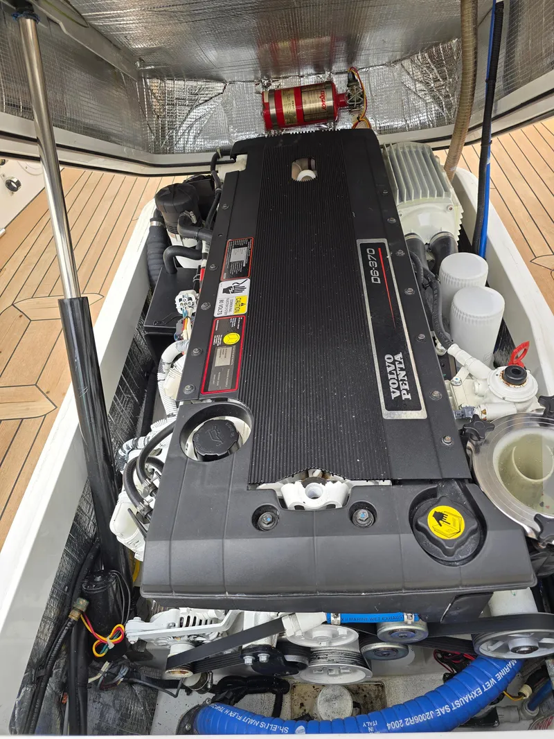 Slide: The Image of Hinckley Yachts Talaria 29R 2007 - 42