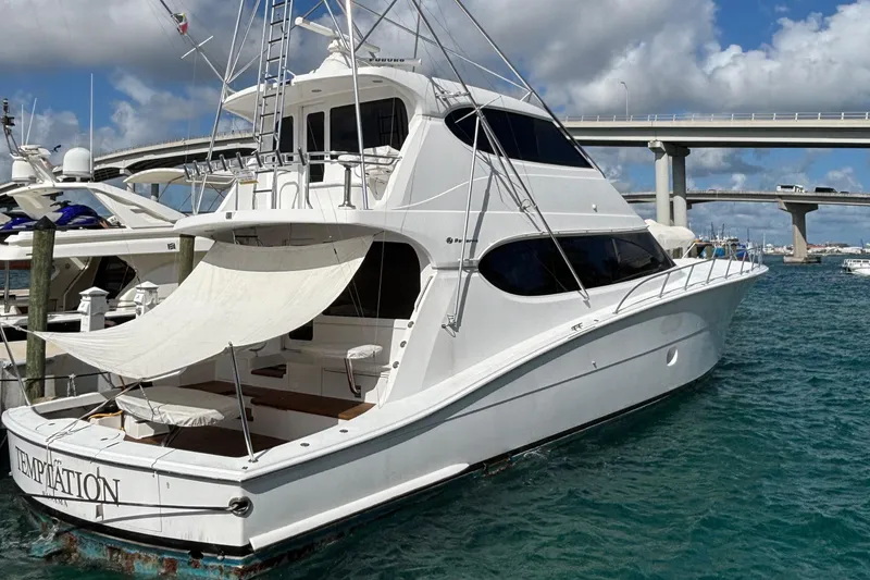 Slide: The Image of Hatteras 77 Convertible 2008 - 32
