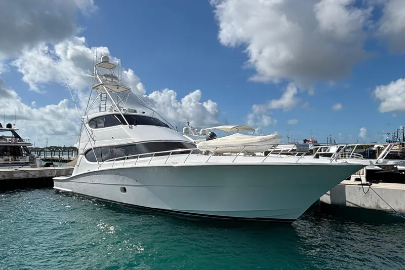 Slide: The Image of Hatteras 77 Convertible 2008 - 27