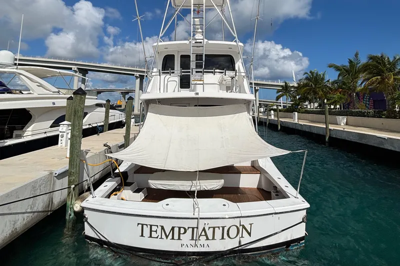 Slide: The Image of Hatteras 77 Convertible 2008 - 35