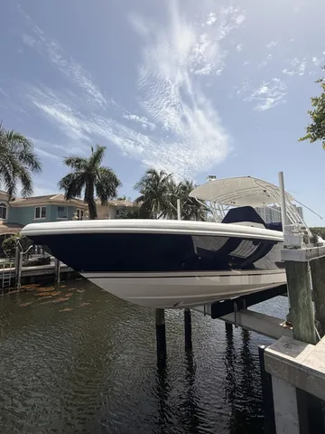 The Image of Intrepid 327 Open 32’ 2016 - 0