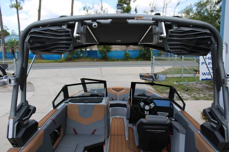 Slide: The Image of Nautique GS22 2026 - 9