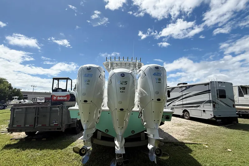 Slide: The Image of Contender 39 Fisharound 2023 - 20