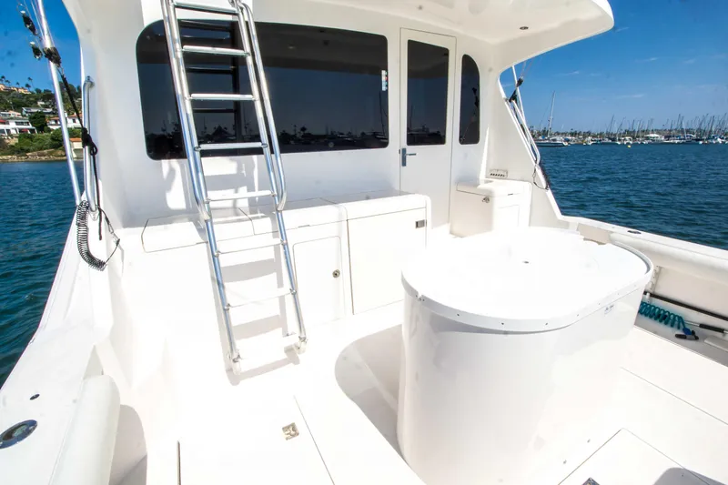 Slide: The Image of Cabo Flybridge 2004 - 16