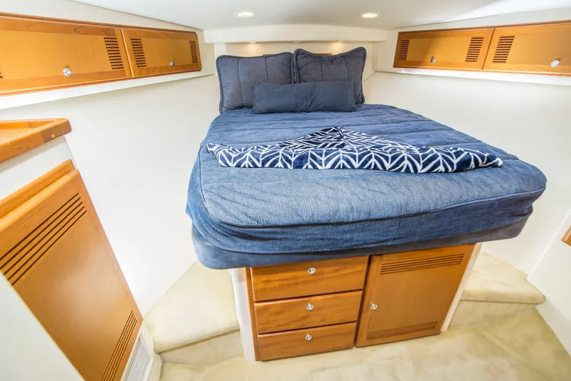 Slide: The Image of Cabo Flybridge 2004 - 28