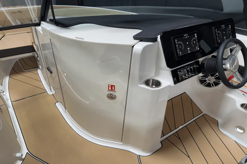 Slide: The Image of Sea Ray SDX 250 Surf 2025 - 107