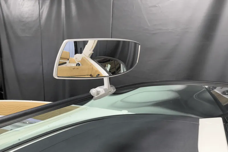 Slide: The Image of Sea Ray SDX 250 Surf 2025 - 116