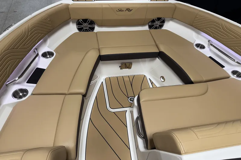 Slide: The Image of Sea Ray SDX 250 Surf 2025 - 121