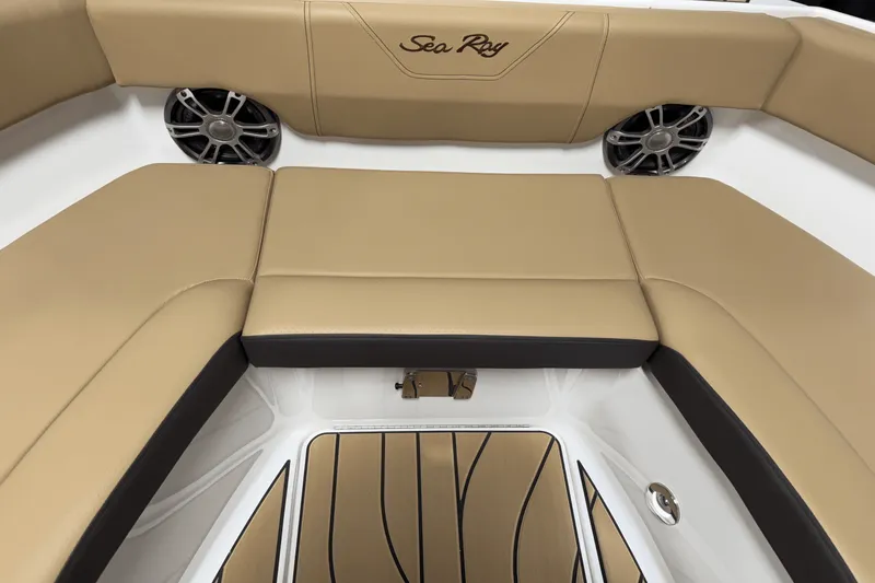 Slide: The Image of Sea Ray SDX 250 Surf 2025 - 128