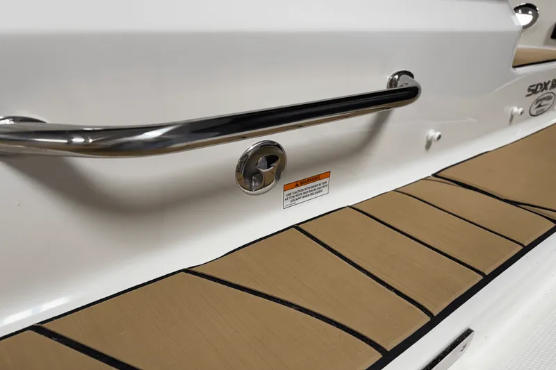 Slide: The Image of Sea Ray SDX 250 Surf 2025 - 33