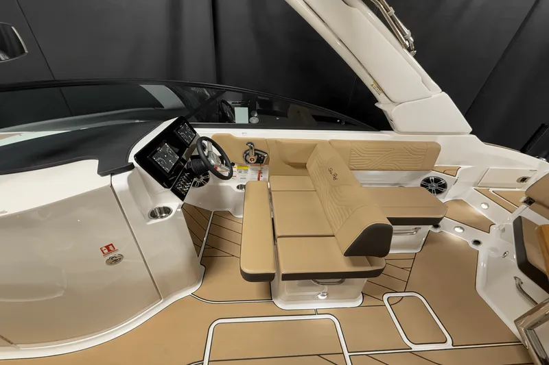 Slide: The Image of Sea Ray SDX 250 Surf 2025 - 85