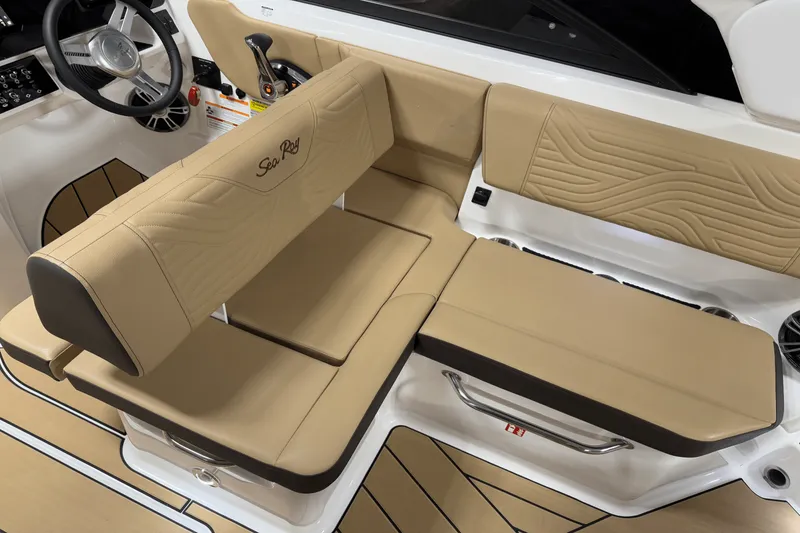 Slide: The Image of Sea Ray SDX 250 Surf 2025 - 87