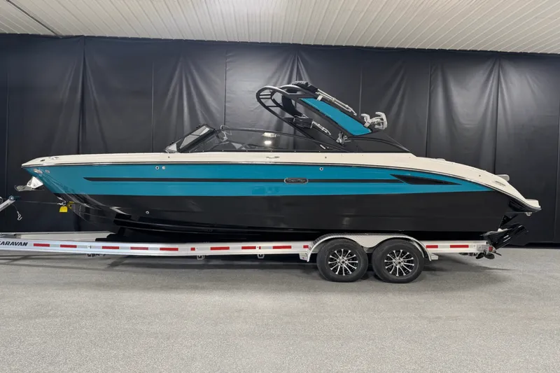 The Image of Sea Ray SDX 270 Surf 2025 - 0