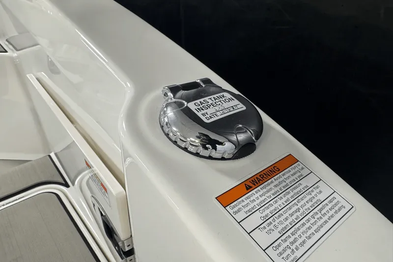 Slide: The Image of Sea Ray SDX 270 Surf 2025 - 20