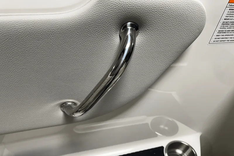 Slide: The Image of Sea Ray SDX 270 Surf 2025 - 56