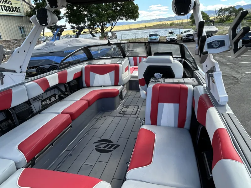 Slide: The Image of Malibu 24 MXZ 2023 - 11
