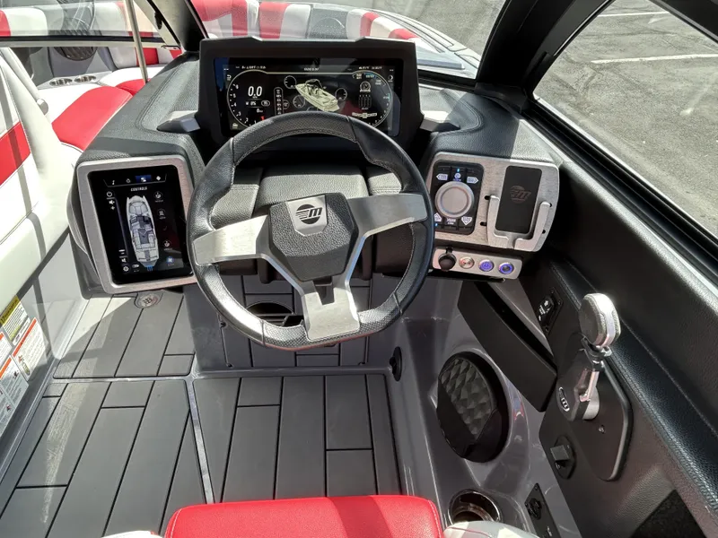 Slide: The Image of Malibu 24 MXZ 2023 - 15