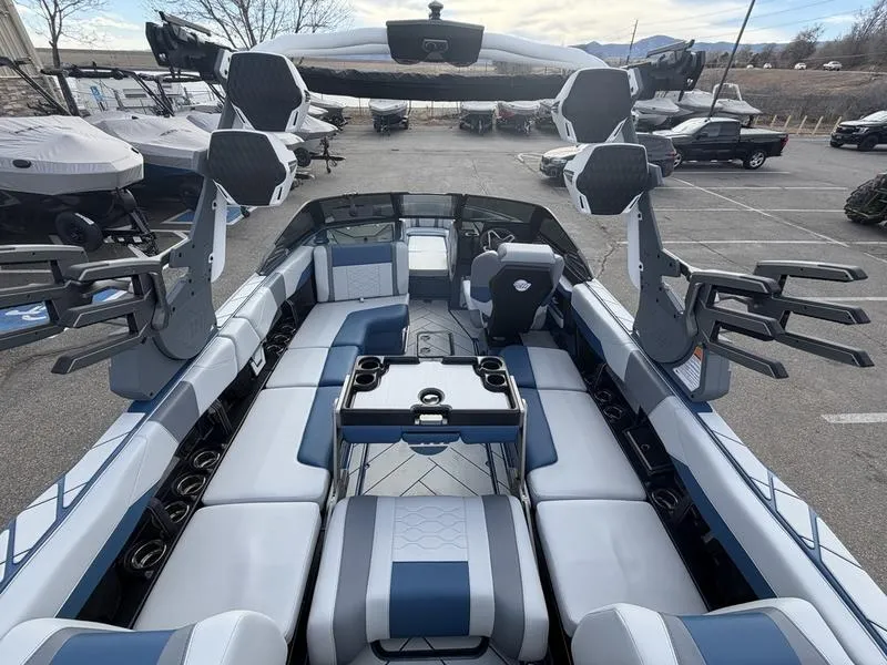 Slide: The Image of Malibu 23 LSV 2026 - 28