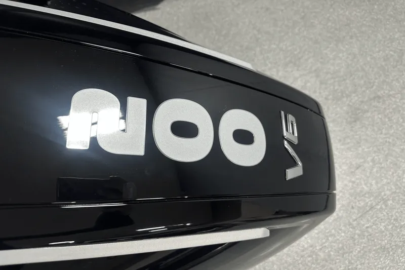 Slide: The Image of Sea Ray SPX 230 Outboard 2025 - 14