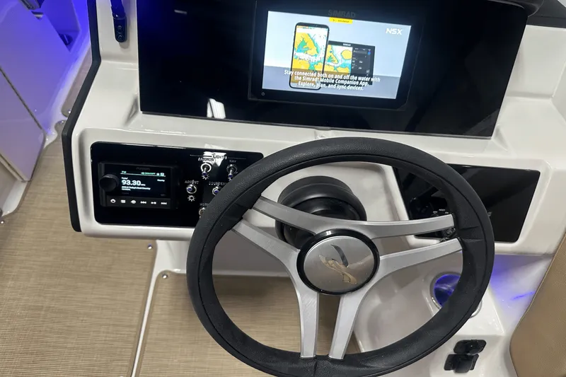 Slide: The Image of Sea Ray SPX 230 Outboard 2025 - 53