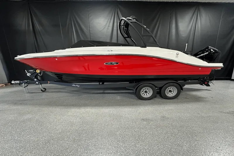 Slide: The Image of Sea Ray SPX 230 Outboard 2025 - 66