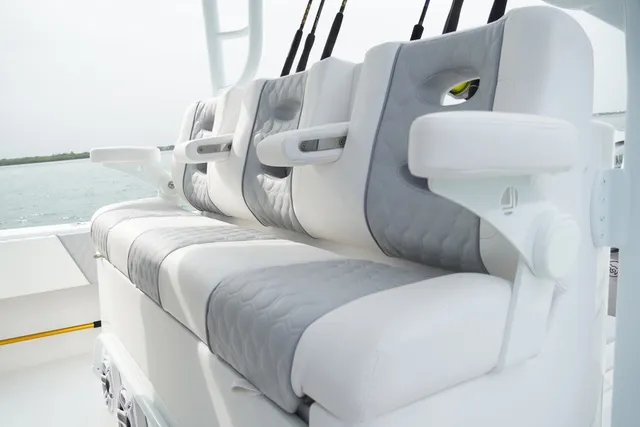 Slide: The Image of Contender 44CB CUSTOM BUILD 44' 2026 - 12
