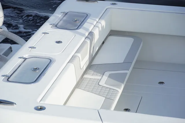 Slide: The Image of Contender 44CB CUSTOM BUILD 44' 2026 - 16