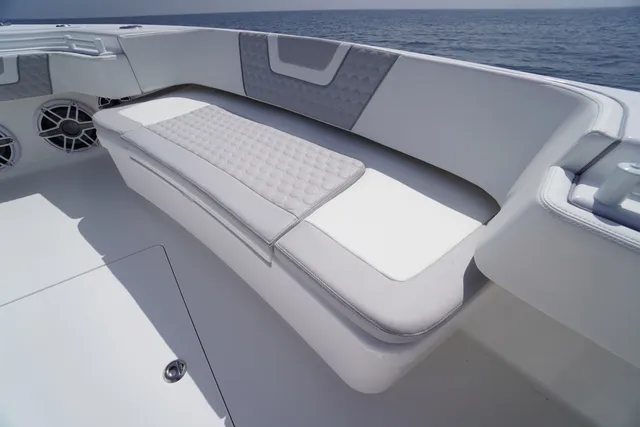 Slide: The Image of Contender 44CB CUSTOM BUILD 44' 2026 - 22