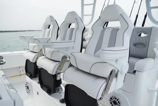 Slide: The Image of Contender 44CB CUSTOM BUILD 44' 2026 - 38