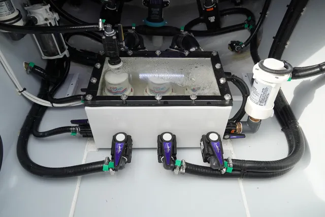 Slide: The Image of Contender 44CB CUSTOM BUILD 44' 2026 - 43
