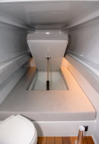 Slide: The Image of Contender 44CB CUSTOM BUILD 44' 2026 - 7