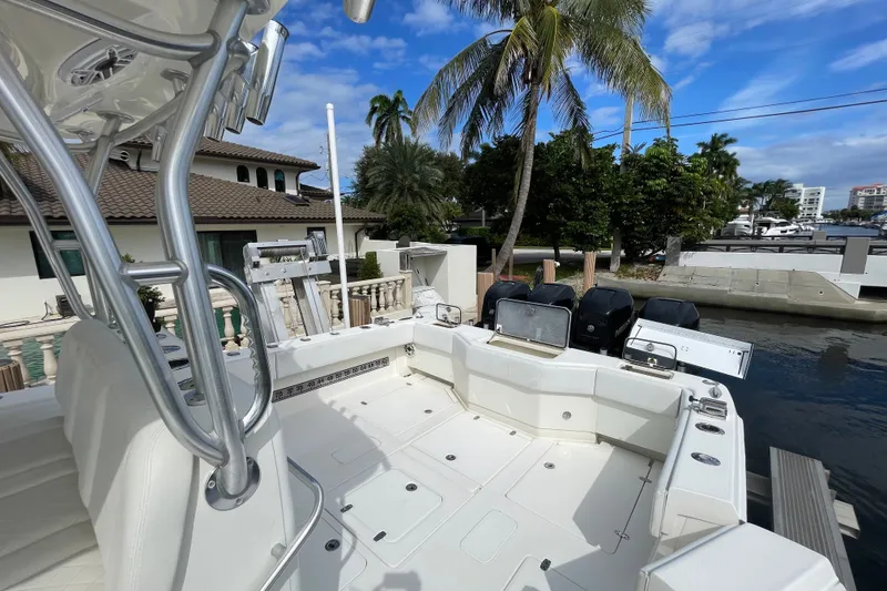 Slide: The Image of SeaVee 390Z 2018 - 21