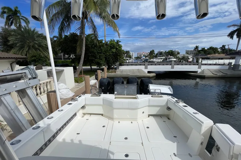Slide: The Image of SeaVee 390Z 2018 - 22